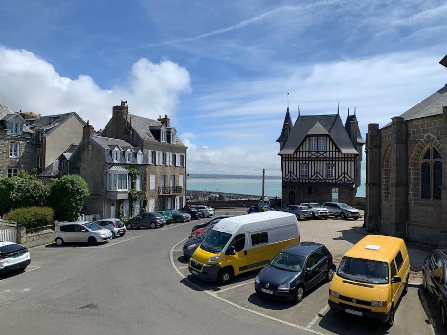 Maison Du Cap Lihou, Duplex Au 1Er Et 2Eme Etage Mansarde, Quartier Historique, Granville Buitenkant foto