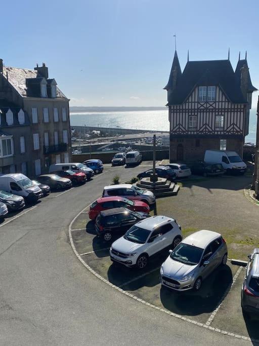 Maison Du Cap Lihou, Duplex Au 1Er Et 2Eme Etage Mansarde, Quartier Historique, Granville Buitenkant foto